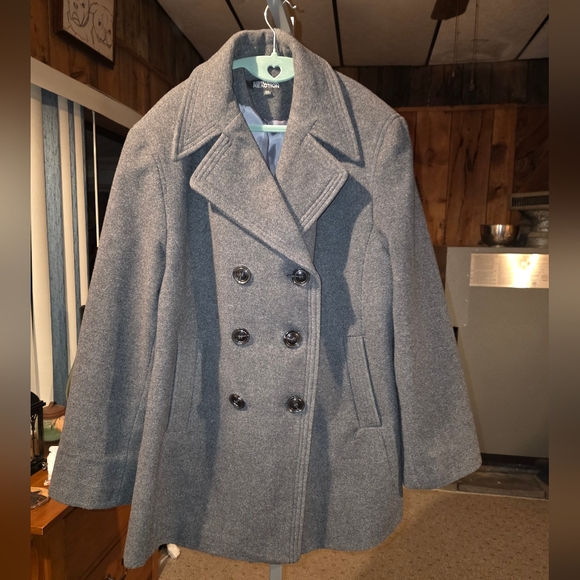 Kenneth Cole Reaction Gray Coat 2X (JAC30) - Picture 8 of 10